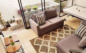Luxury Bugambilias Lukasa Home, alberca&airhockey - hotel diseño